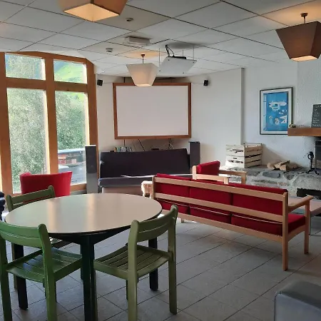 אורחן Centre De Le Hameau Rollot בארג'ס