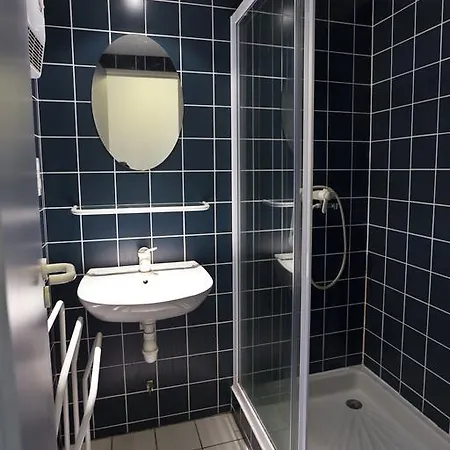 אורחן Centre De Le Hameau Rollot בארג'ס